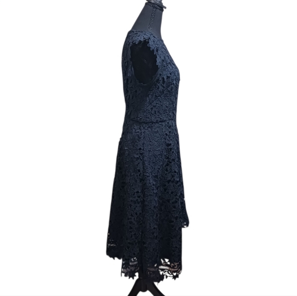 Eliza J Asymmetric Lace Cocktail Dress - Picture 7 of 11